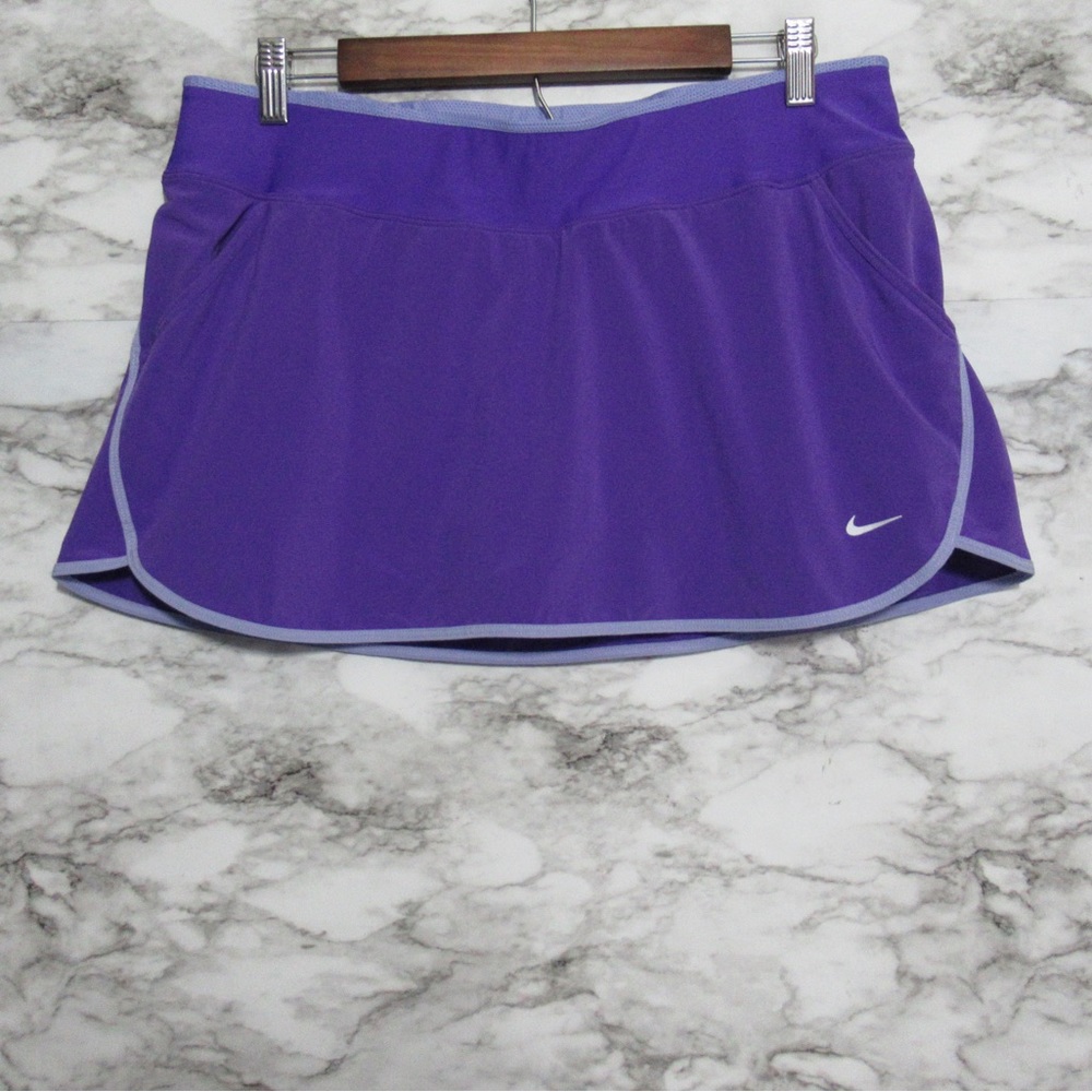 Nike Athletic Running Skort Size Large | Purple
